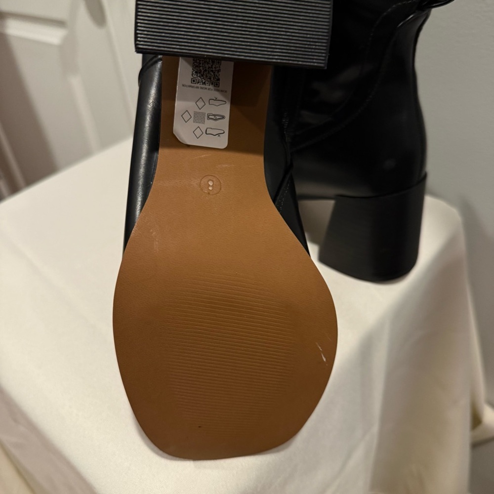 Topshop Knee High Boots w/side zipper and block heel - Picture 11 of 16